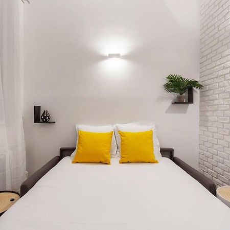 Chic Saint-Germain-Des-Pres Studio For 4 - Prime Location Paryż Zewnętrze zdjęcie